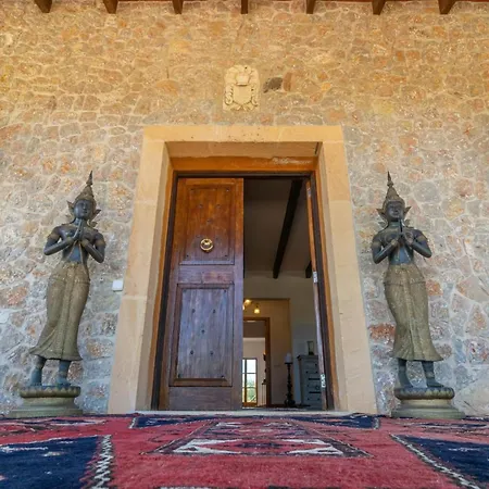 Aria Villa *